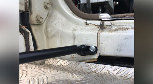 Troopy Rear Door Strut Kit 02